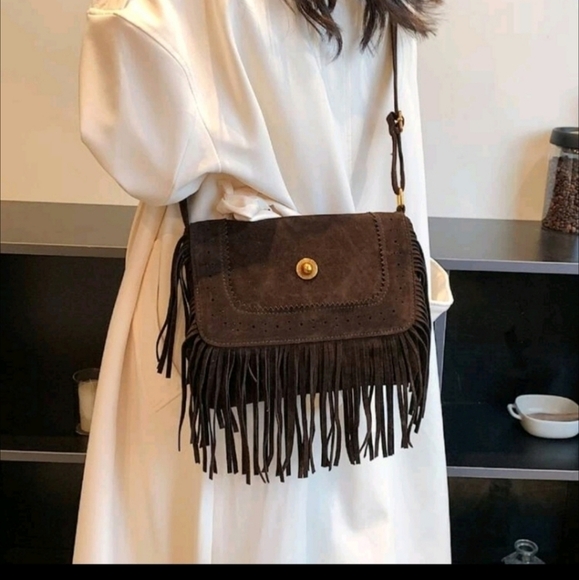 BROWN CHOCOLATE MEDIUM FRINGE BOHEMIAN BAG - Picture 4 of 12